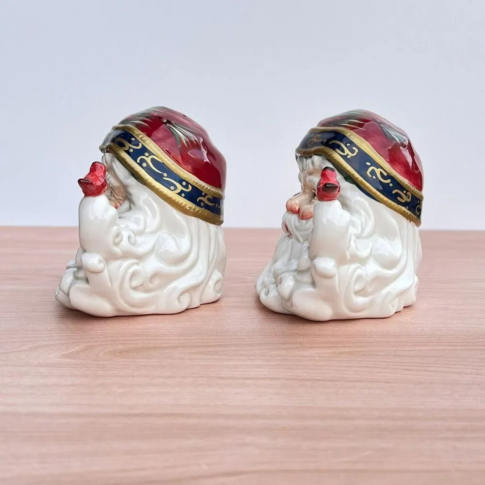 Hand Painted Santa Claus Salt & Pepper Christmas Shaker Set Large 4.5